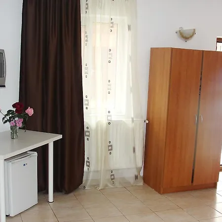 Casa De La Mare 3* 那沃达利